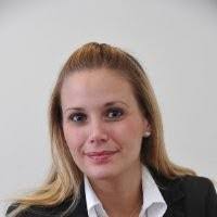 Lisa Pesce's Instagram, Twitter & Facebook