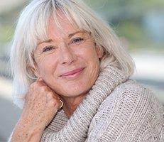 Cora Levine's Instagram, Twitter & Facebook