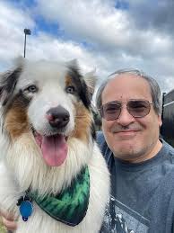 Biskit hanging out with the famous @mr.bob.pepperoni