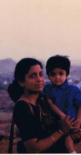 Know nirmala sitharaman's age, family background, political life, educational qualification, biography, achievements, assets, caste, contact number, address, speech. Nirmala Sitharaman On Twitter Can Say So Much And More About Daughters A Throwbackpic With My Daughter A Friend Philosopher And A Guide Here S This On Daughtersday Https T Co 8aehkjdimc