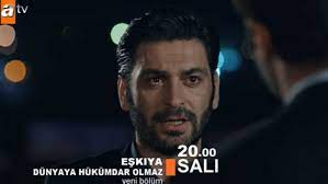 Dizinin son bölümünün final sahnesinde vurulan hızır'ın ölüp, ölmediği izleyenler tarafından merak edilirken, yayınlanan yeni bölüm fragmanında haşmet'in sözleri kafaları karıştırıyor. Eskiya Dunyaya Hukumdar Olmaz 110 Son Bolum Izleyenleri Buyuledi Son Tv