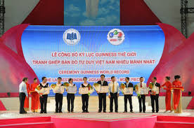 Air force, thus setting the new world record for the largest online jigsaw puzzle, according to the world record academy. Vietnam Puts Together The World S Largest Jigsaw Puzzle Guinness World Records