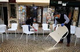 Veja em que nível de risco está o seu concelho. Time To Move Forward Portugal Eases Covid 19 Lockdown World News Us News