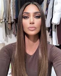 Kim Kardashian New Hair Color August 2019 Kim Kardashian Hair Kardashian Hair Straight Hairstyles