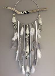 Attrape Reves Dreamcatcher Attrapeur De Reves En Bois Flotte Plumes Zebrees Et Per Artisanat De Capteur De Reve Attrapeur De Reve Tete De Lit Attrape Reve