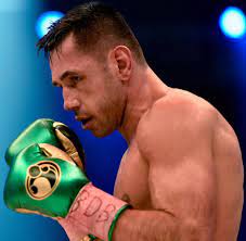 Ich trainiere sechsmal die woche, ich bin fit. Felix Sturm Weltmeister Im Boxen Welt