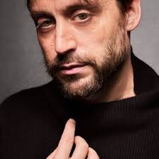 Watch Succession streaming