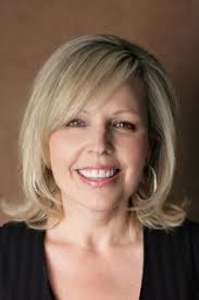 Irene Ataman Seduces The Listener With Her Beautiful Vocals