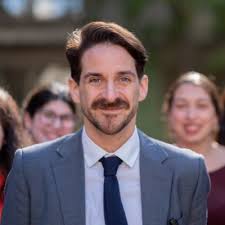 Maria Ignacia López (milopezm@)