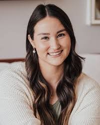 Francine Miller's Instagram, Twitter & Facebook