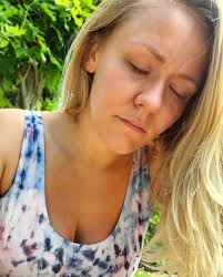 Danielle LeBeau (@danilandtraveler) • Instagram photos and videos