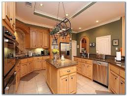 Modern Country Kitchen With Oak Cabinets Best Granite Countertops Tile Backsplash Design Trendy Kitchen Backsplash Modern Country Kitchens Countertop Design