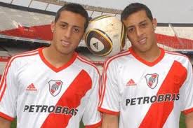 xoˈse raˈmiɾo ˈfunez ˈmoɾi;a born 5 march 1991) is an argentine professional footballer who plays as a defender for la liga club villarreal and the. Ramiro Funes Mori Jose Ramiro Funes Mori Villarreal
