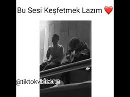 Ac Bana Kollarini Sar Yine Oyle Tut Birakma Mp3 Indir Cep Muzik Indir