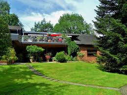Eine geräumige gaststube und seeterasse laden zum verweilen und partie ein. Haus Am See Schiffdorf Updated 2020 Prices