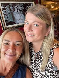 Hey y'all it's my 21st birthday tomorrow if you'd like to pay for my drink  go ahead 😜$breerae4444