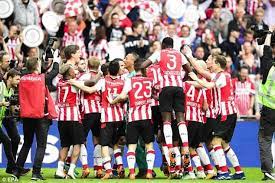 Het duel tussen de nummers 2 en 1 bleef tot de laatste seconden spannend. Eredivisie Psv Eindhoven Are Champions Of Netherlands
