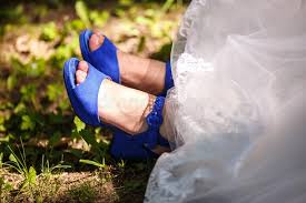 Maybe you would like to learn more about one of these? 892 Sposa Scarpe Blu Foto Foto Stock Gratis E Royalty Free Da Dreamstime