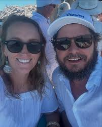 Chrissy Wallis (@littlemummayoga) • Instagram photos and videos