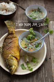Thai Ikan Siakap Goreng Thai Nam Jim Sos Fried Barramundi With Thai Sauce Makanan Ikan Makanan Resep Makanan