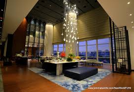 Situated in a shopping district, this luxury hotel is 0.2 mi (0.3 km) from paradigm mall and 2.7 mi (4.3 km) from saujana golf and country club. Jom Makan Life The Suite Life At New World Pj Hotel