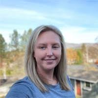 Amanda Willems's Instagram, Twitter & Facebook