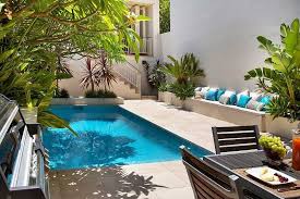 50 Desain Gambar Kolam Renang Mini Unik Untuk Rumah Mewah Pertamanan Belakang Rumah Rumah Indah Kolam Renang