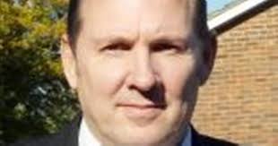 Rev Ken Blanton arrives at Bracknell United Reform Church