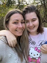 Tracy Meagher's Instagram, Twitter & Facebook