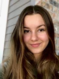 Jillian Bauer's Instagram, Twitter & Facebook