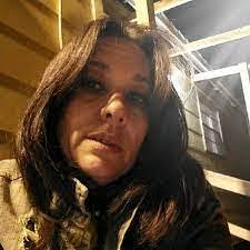 Tabitha Dickens's Instagram, Twitter & Facebook