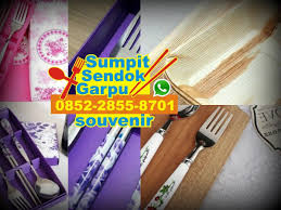 Anda dapat hubungi kami terlebih dahulu untuk lebih custom model. Harga Sendok Garpu 1 Set O831 O26o 1251 Wa Sumpit Sendok Kayu