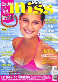 MAGAZINE STAR CLUB n°215, CHARMED, M.POKORA, SHAKIRA, Pierrick LILLIU,  K'MARO EUR 17,00