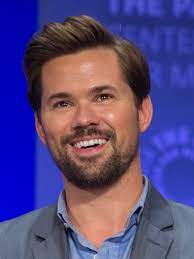 Darren how i met your mother. Andrew Rannells Wikipedia