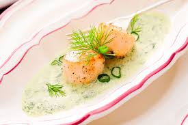 Jakobsmuscheln An Fruhlingszwiebelsauce Rezept Fisch Zubereiten Jakobsmuschel Vorspeise Vorspeise