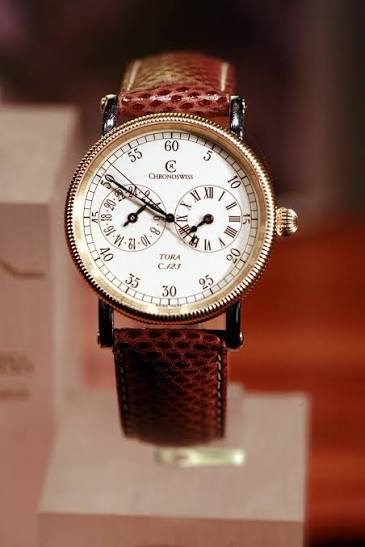Analog watches
