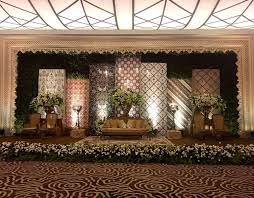 Batik Wedding From Dea Orel Wedding Weddingjakarta Weddingday Weddingdecoration W Tempat Pernikahan Latar Belakang Pernikahan Dekorasi Pernikahan Klasik