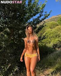 Sophia Isabella - Her Most Electrifying Nude Galleries - Adults Only Content