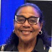 Anne Pottinger's Instagram, Twitter & Facebook