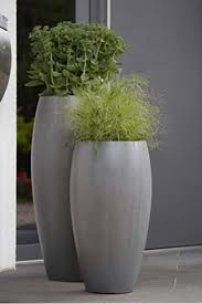 Klocke Pflanzgefasse Wunderschone Hochwertige Pflanzvase Rillenstruktur Gross 120cm Dunkelgrau Fiberglas Mit Einsatz In 2020 Topfblumen Pflanzgefasse Pflanzen