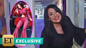 The tejano singing artist was. Exclusive Go Inside Selena Quintanilla S Memorial Museum Bustiers Grammy Gown And Her Porsche Youtube