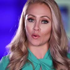 Bree Berry's Instagram, Twitter & Facebook