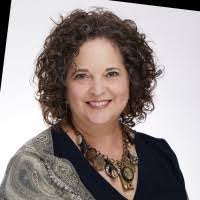 Darlene Stapp's Instagram, Twitter & Facebook