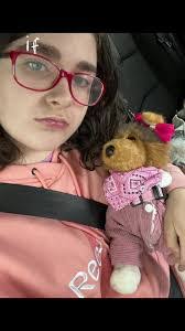 Peyton Justice's Instagram, Twitter & Facebook