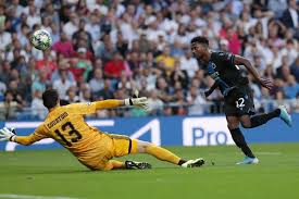 Emmanuel dennis vom fc brügge kommt nämlich per leihe in die domstadt. 90plus Leicester City Verhandlungen Mit Brugge Wegen Emmanuel Dennis 90plus