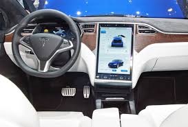 See full list on caranddriver.com Elektroautomobil Das Magazin Fur Elektromobilitat The Eagle Has Landed Tesla Model X Bereit Fur Den Hohenflug