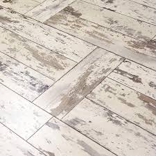 Innovations Maui Whitewashed Oak 8 Mm Thick X 11 1 2 In Wide X 46 1 2 In Length Click Lock Laminate Flooring 22 28 Sq Ft Case Light In 2020 White Laminate Flooring Laminate Flooring Rustic Laminate Flooring