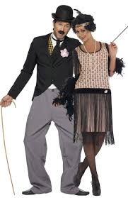 Costume carnevale anni 20costume carnevale bellecostume carnevale cappuccetto rossocostume carnevale indianacostume carnevale zorrocostumi carnevale adulticostumi carnevale carnevale costume in abbigliamento e accessori. Travestimento Coppia Charleston Elegante Umoristico Costumi Coppia E Vestiti Di Carnevale Online Vegaoo Deguisement Couple Deguisement Charleston Deguisement Annees 50
