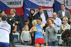 Kole zdolá rusa karena chačanova, postoupí do čtvrtfinále wimbledonu. Tenistka Siniakova 22 Sbalila Pravnika A Je To I Reprezentacni Brankar Ahaonline Cz