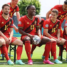 Michy batshuayi is an actor, known for crystal palace vs liverpool (2020), uefa euro 2020 (2021) and euro 2020 european qualifiers. Michy Batshuayi Mbatshuayi Twitter